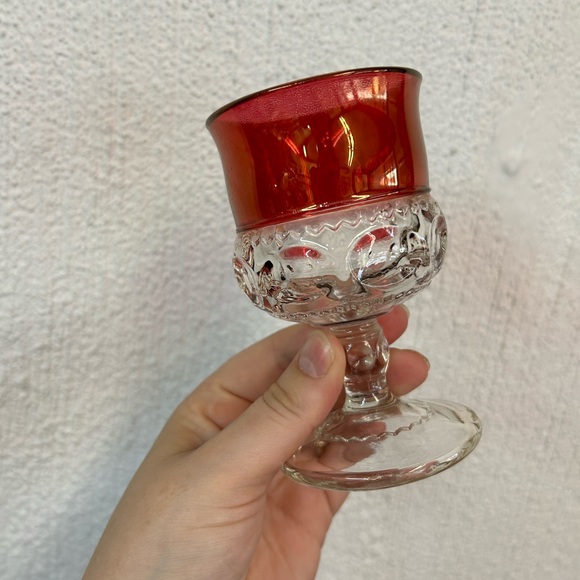 Set of Four Vintage King’s Crown Small Goblets Wine Glasses with Ruby Red Flash - Picture 2 of 8